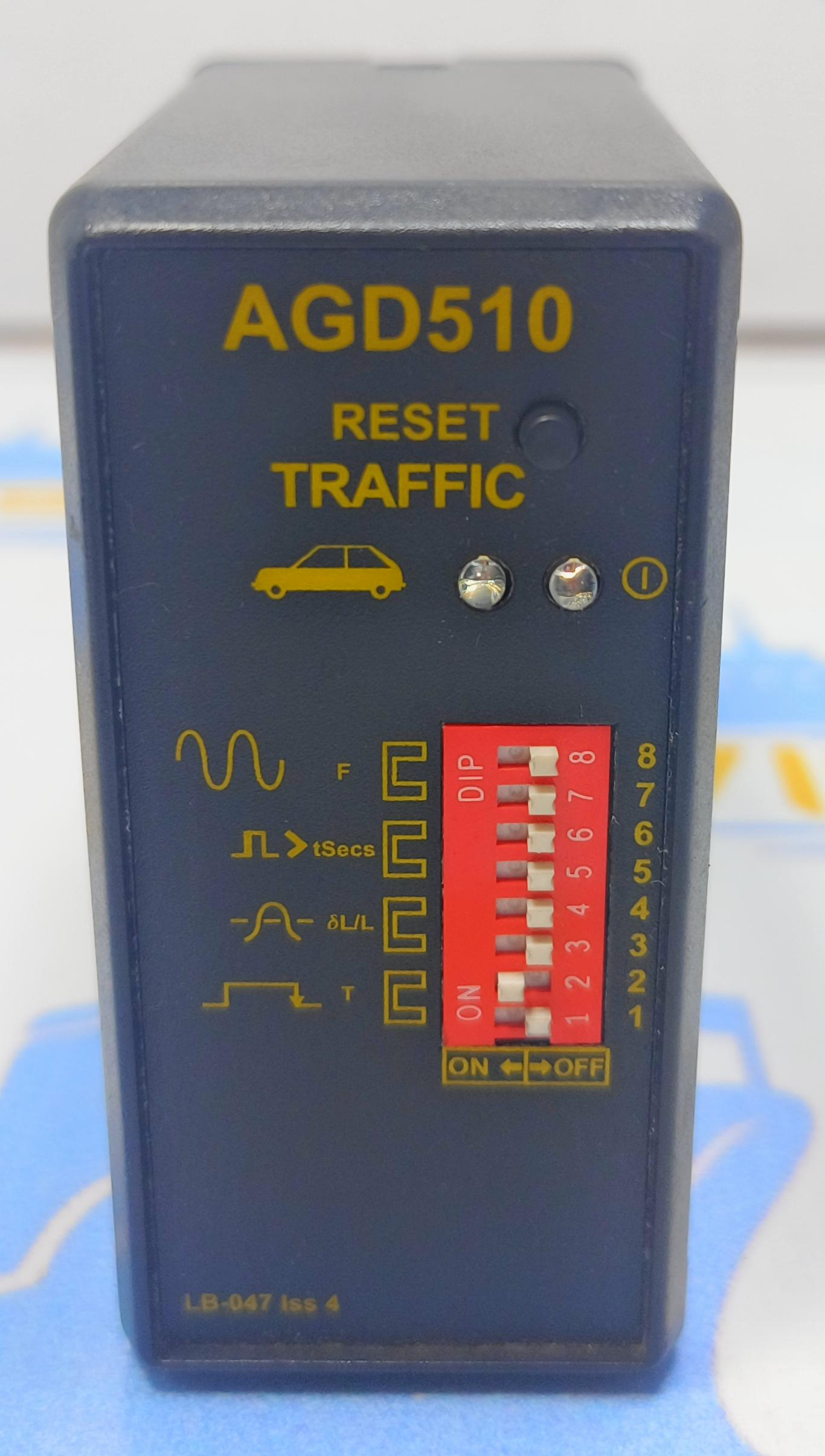 AGD510  INDUCTIVE LOOP DETECTOR TRAFFIC  LB-047  S\N 11070432  POWER 12/24 V 