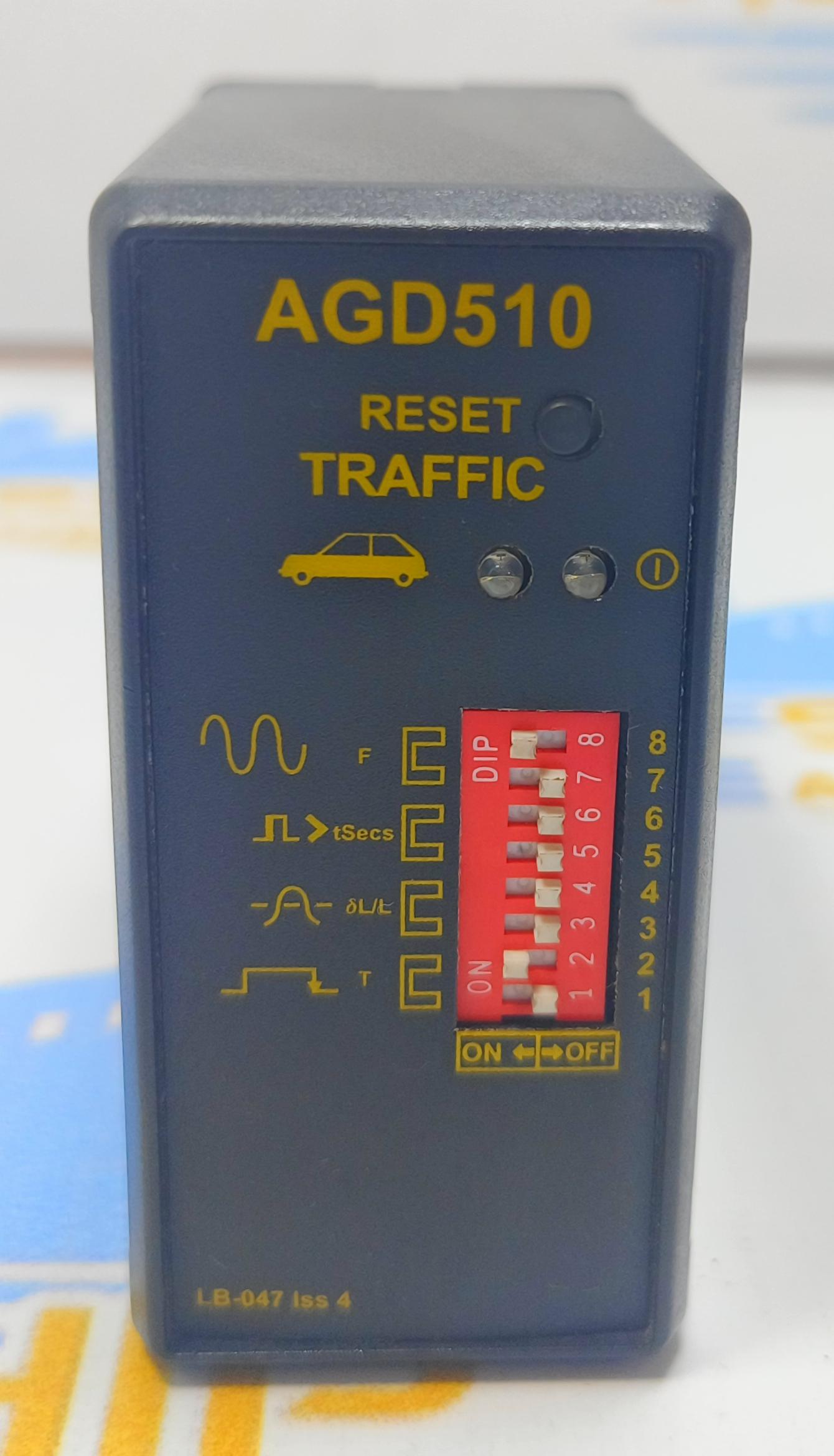 AGD510  INDUCTIVE LOOP DETECTOR TRAFFIC  LB-047  S\N 11070440   POWER 12/24 V 