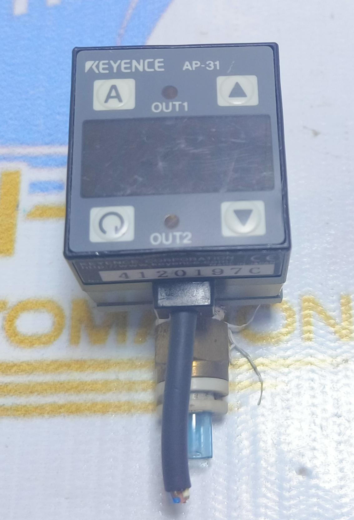 KEYENCE AP 31 PRESSURE SENSOR NO: 4120197 C