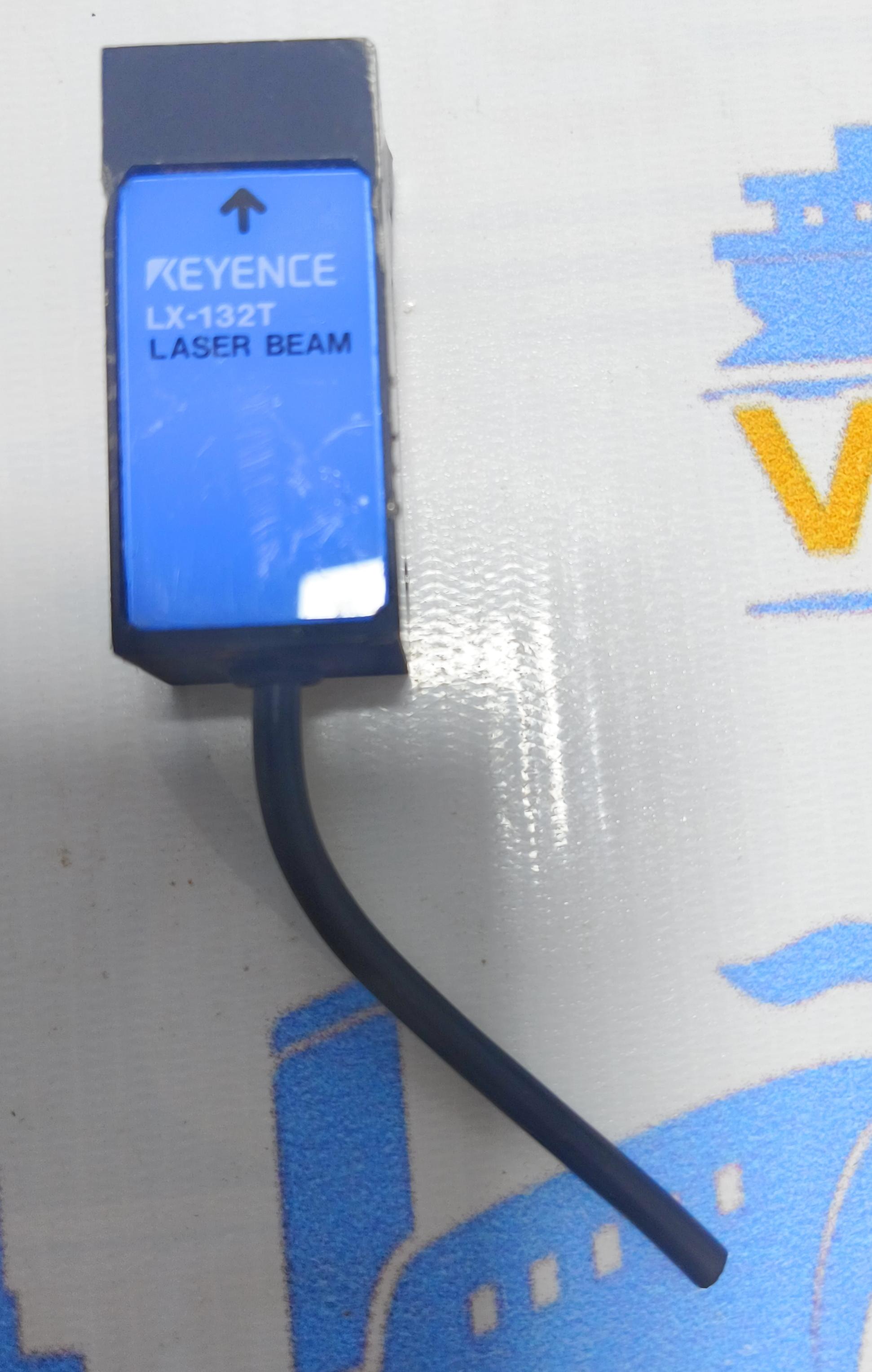 KEYENCE LX 132T LASER BEAM  NO 180483