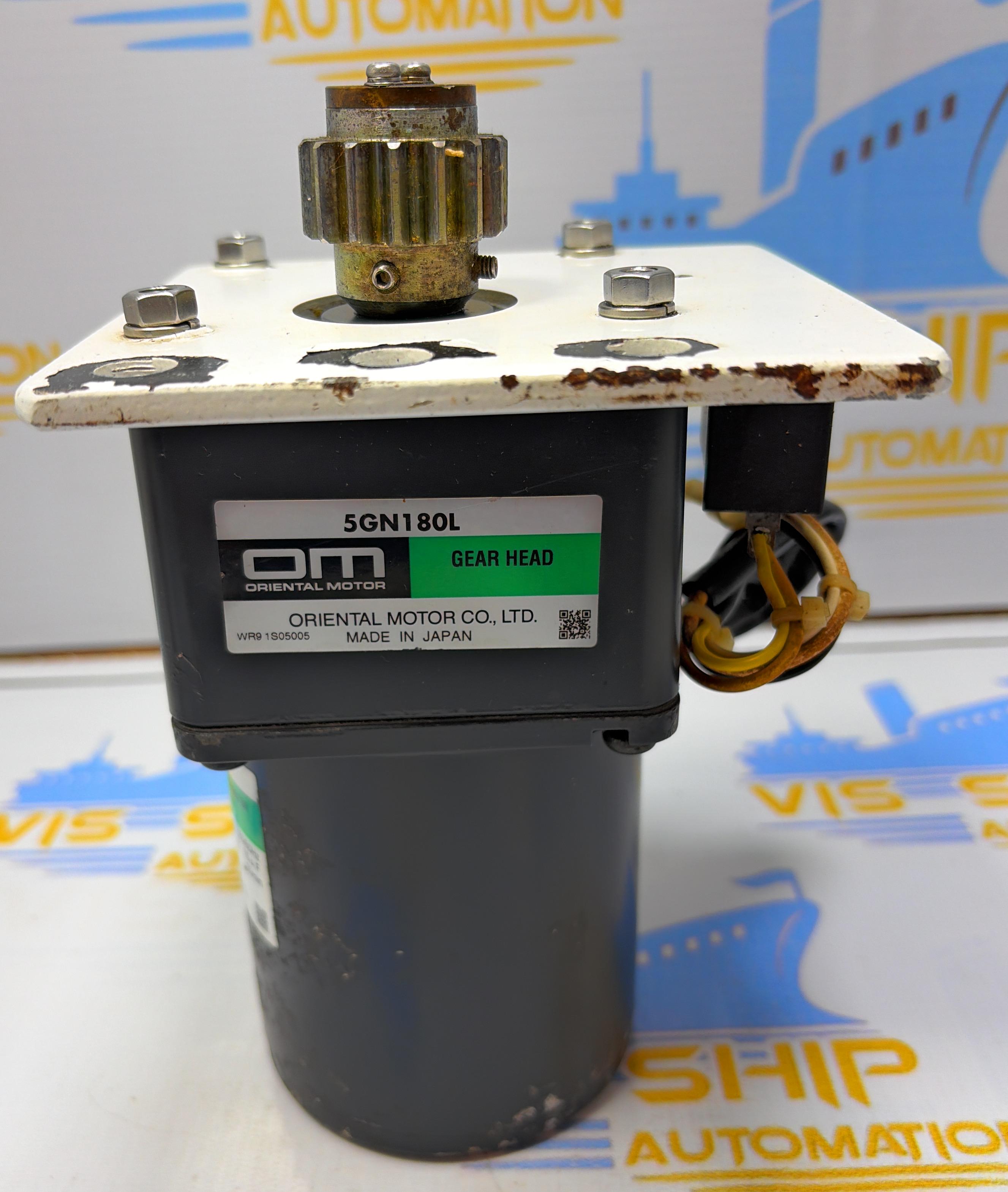 ORIENTAL MOTOR  5RK40GN-A REVERSIBLE MOTOR 5GN180L GEAR HEAD  WR9 1S05005