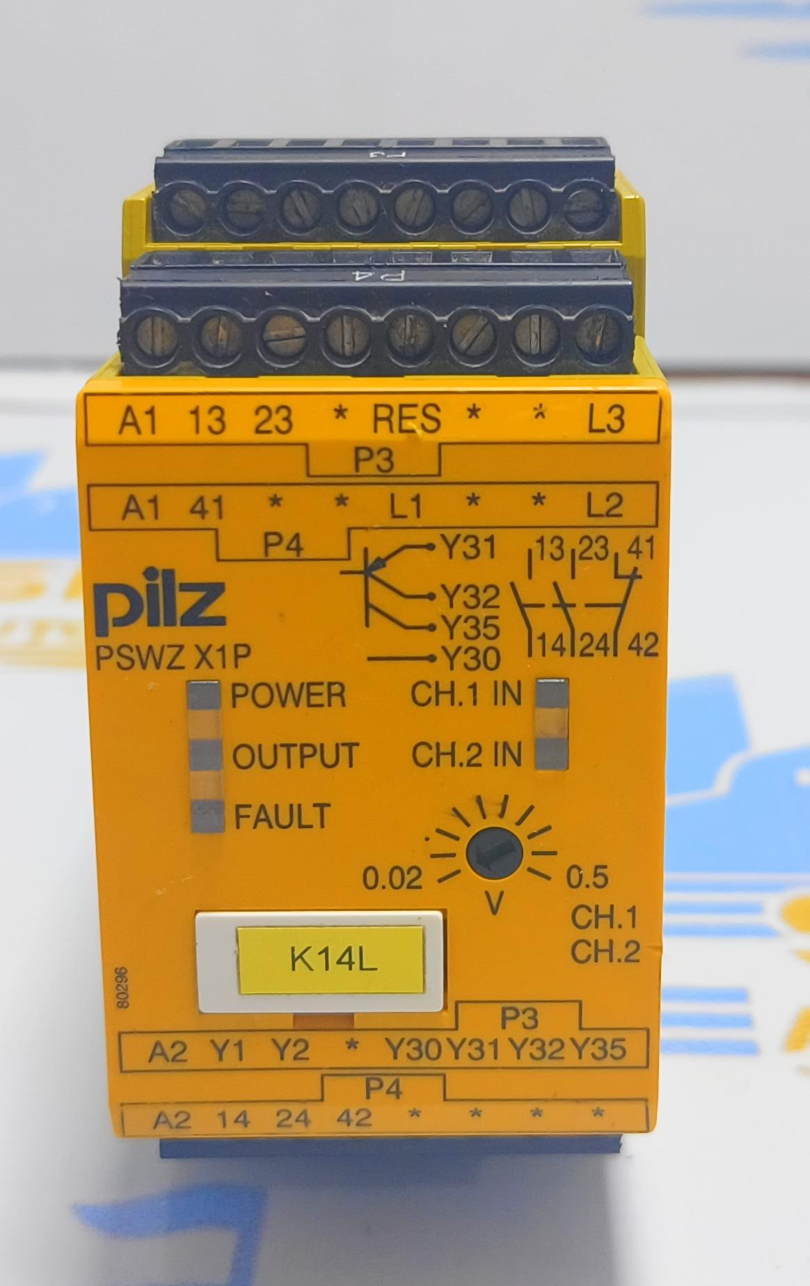 PLIZ PSWZ X1P SAFETY RELAY ID NO : 777949 118400