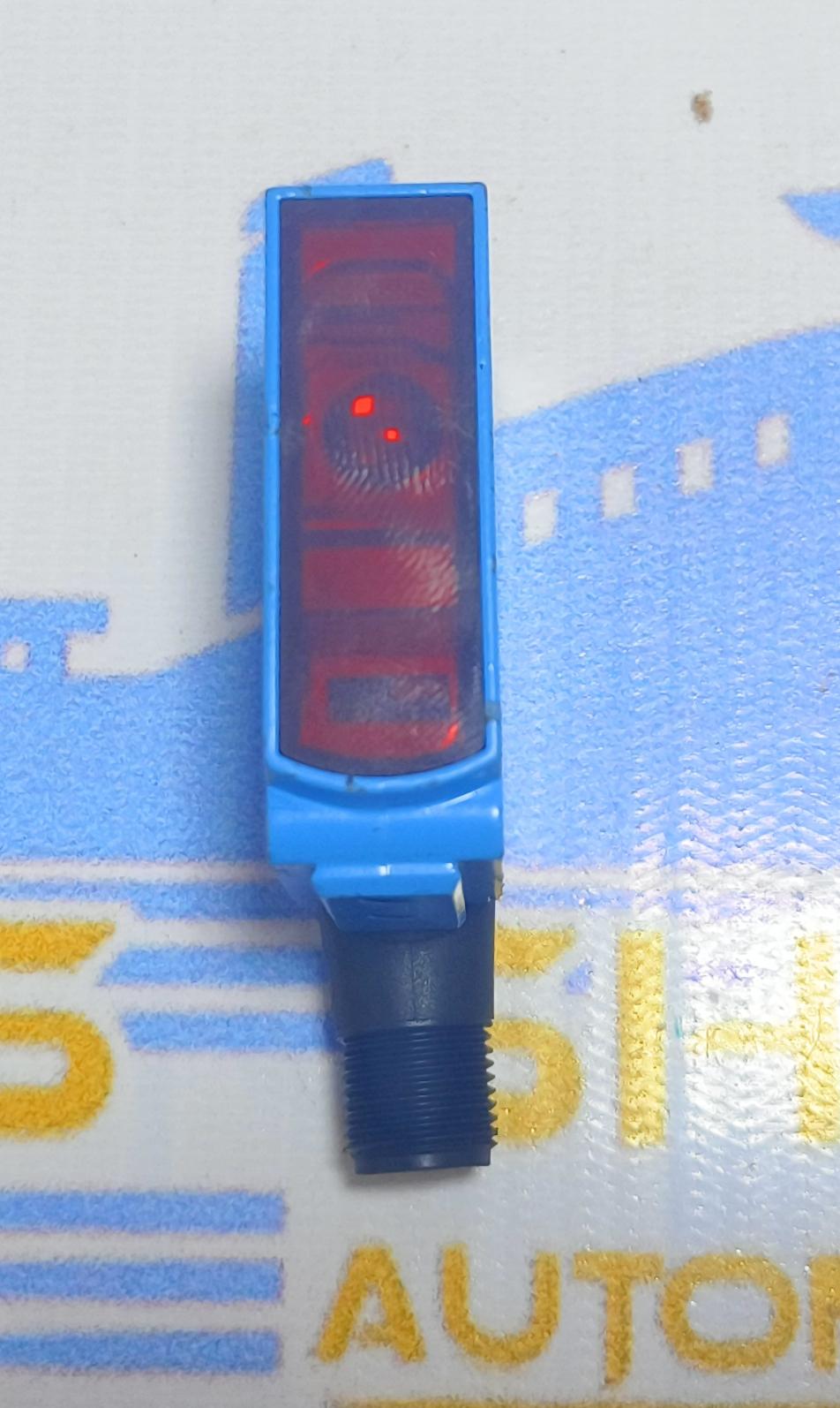 SICK WL12G - 3P2472S03 PHOTOELECTRIC SWITCH 1057556